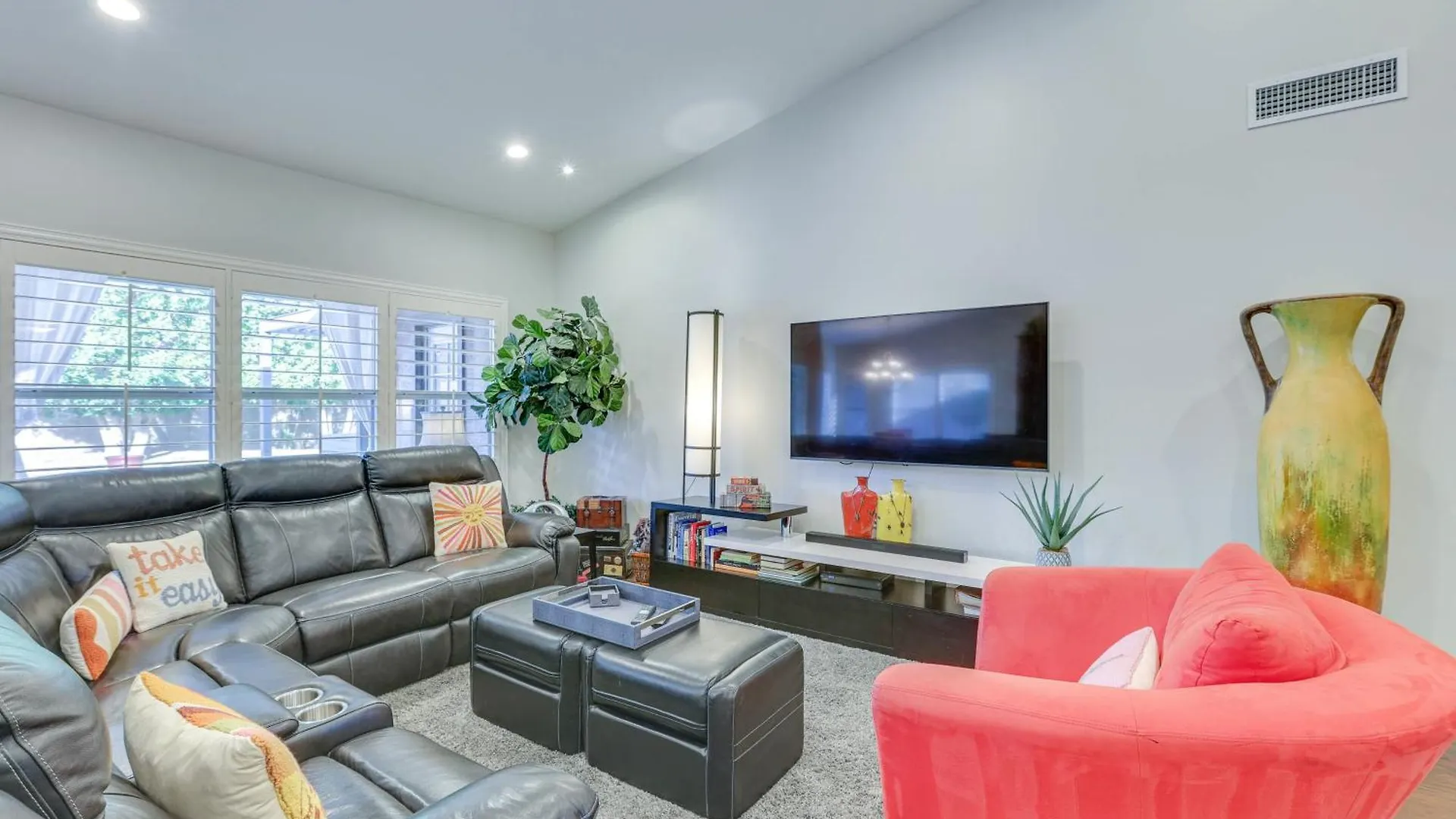 Modern Scottsdale Home With Fenced Hot Tub And Bbq! Phoenix United States